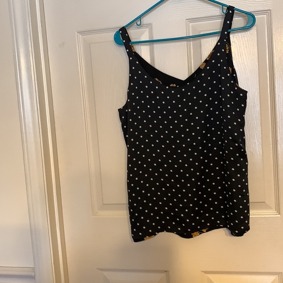White House Black Market sleeveless blouse - Picture 8 of 12